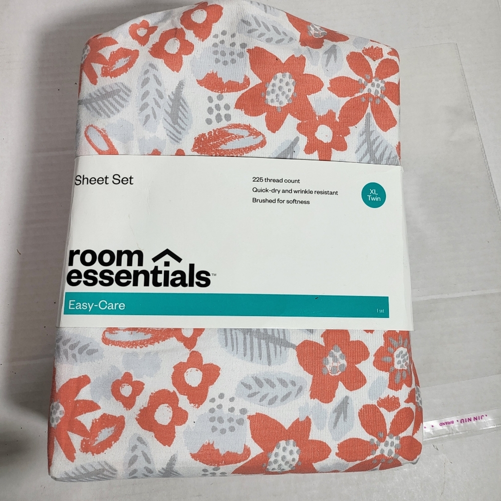Room Essentials Floral Brushed Sheet Set XL